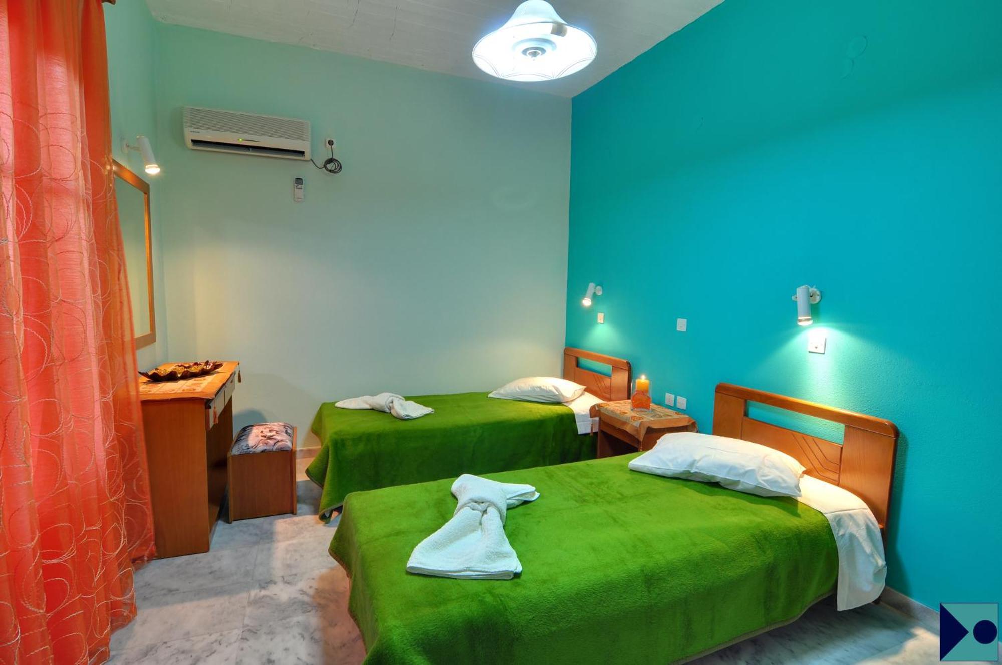 Hotel Smaragdi Apartments Vissa Chambre photo