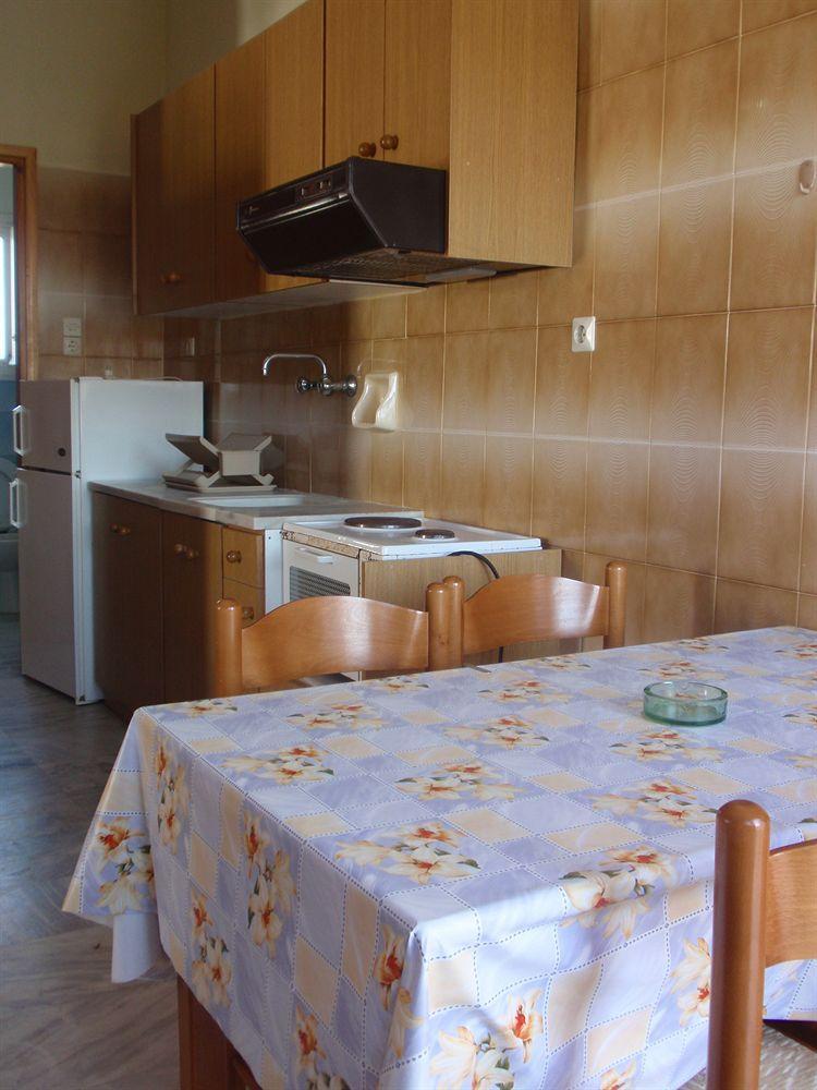 Hotel Smaragdi Apartments Vissa Extérieur photo