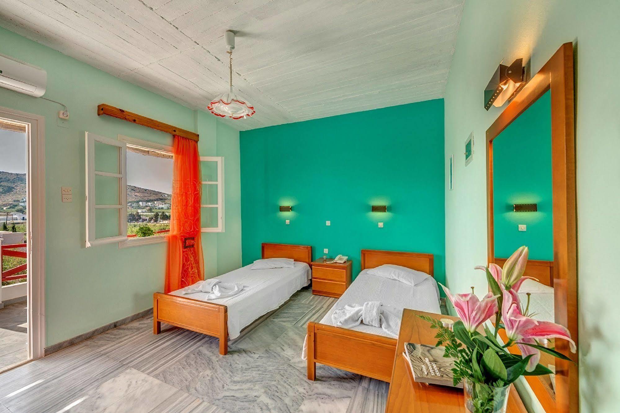 Hotel Smaragdi Apartments Vissa Extérieur photo