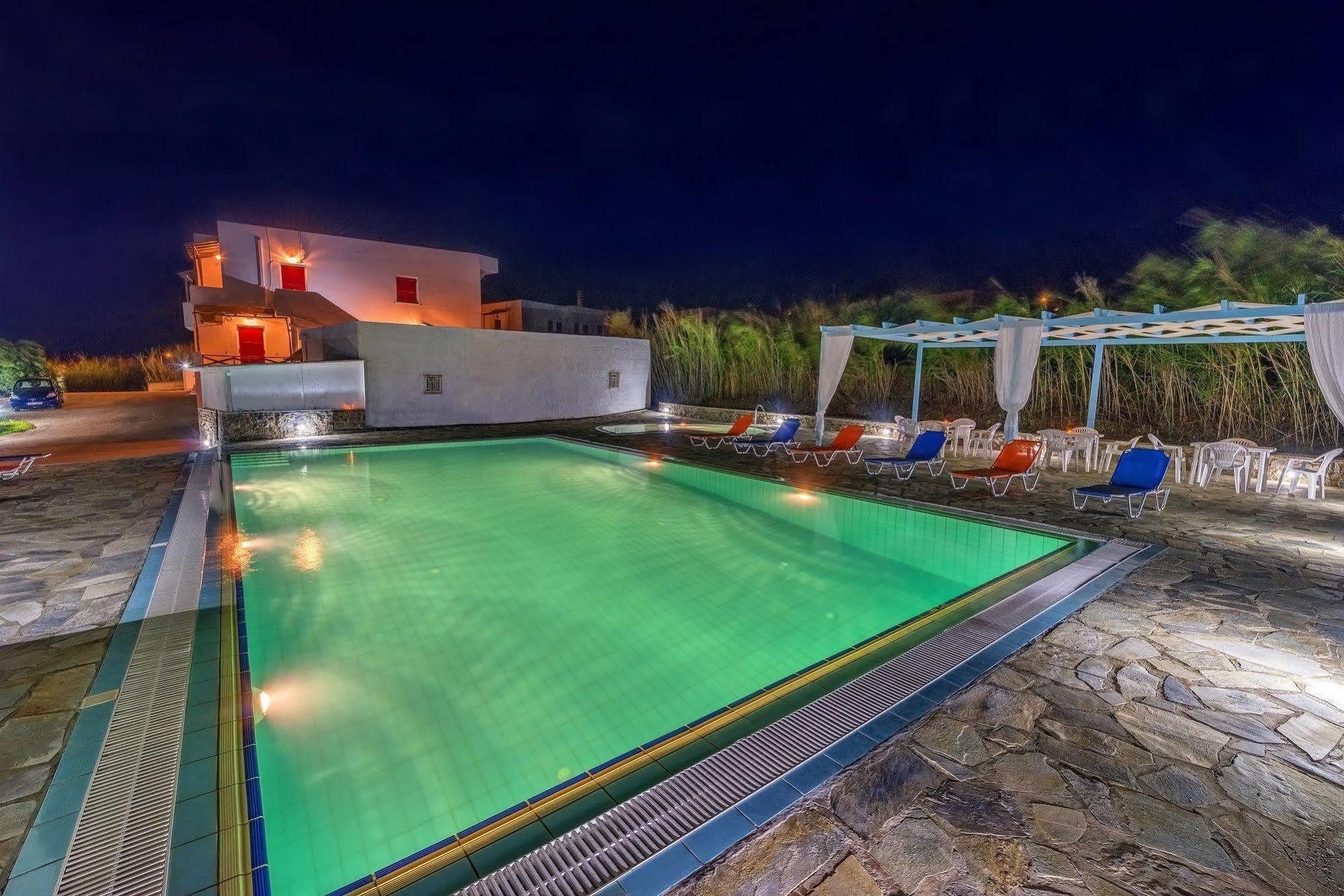 Hotel Smaragdi Apartments Vissa Extérieur photo