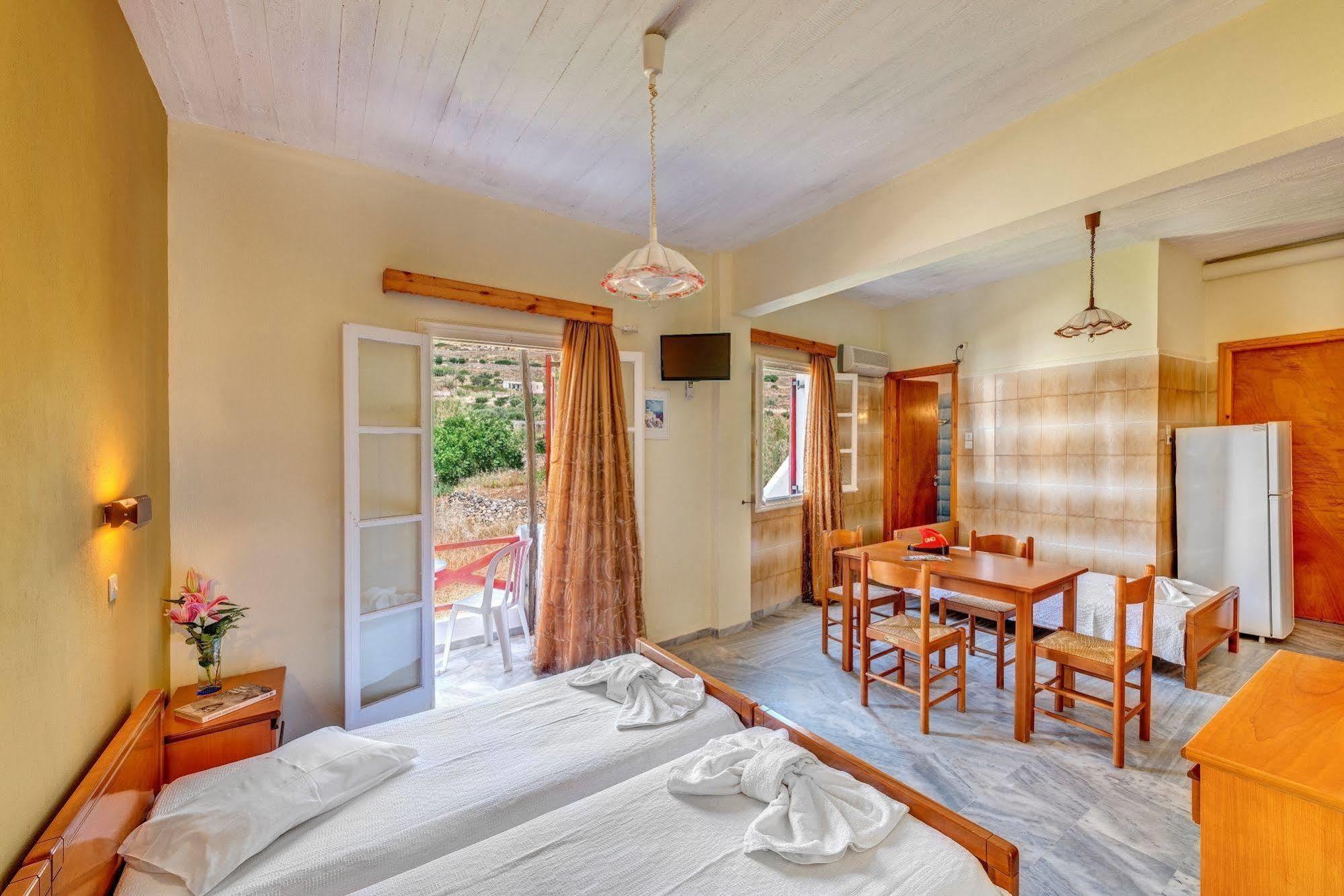 Hotel Smaragdi Apartments Vissa Extérieur photo